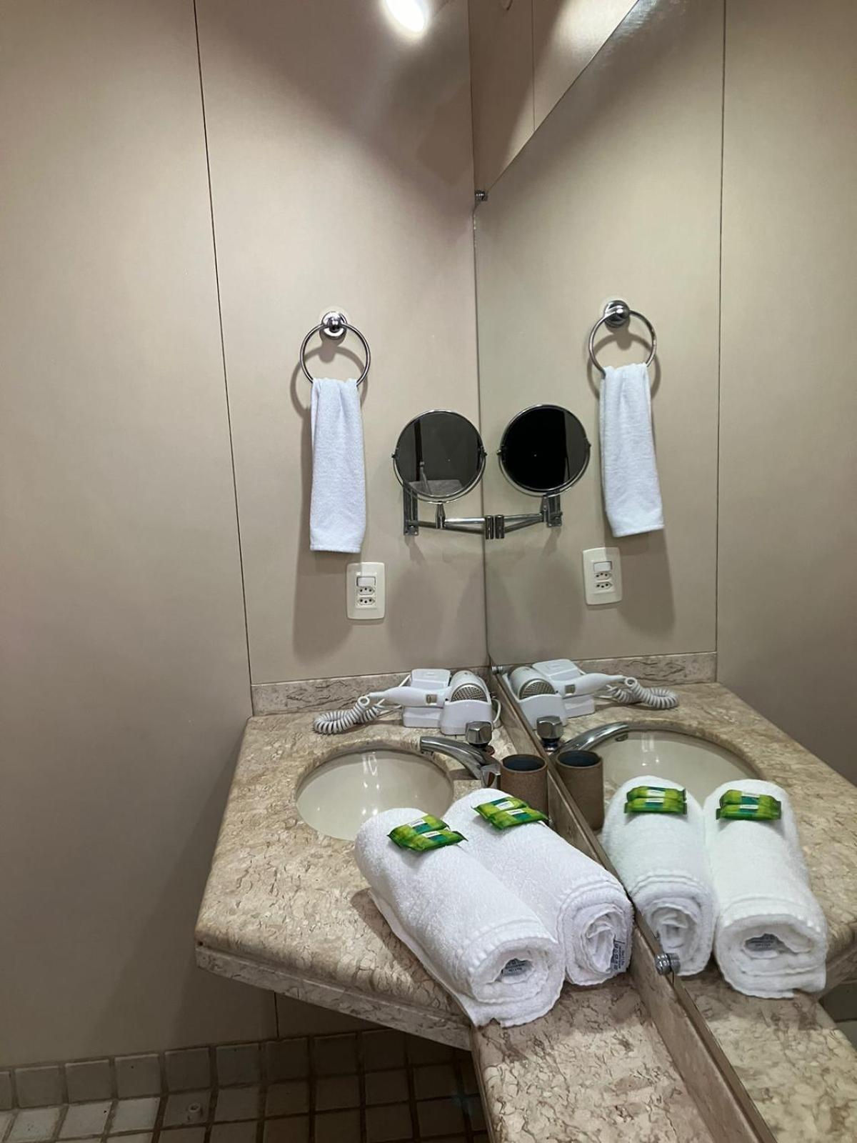 Apart Hotel Volpi 101 - Conforto & Comodidade Belo Horizonte Kültér fotó